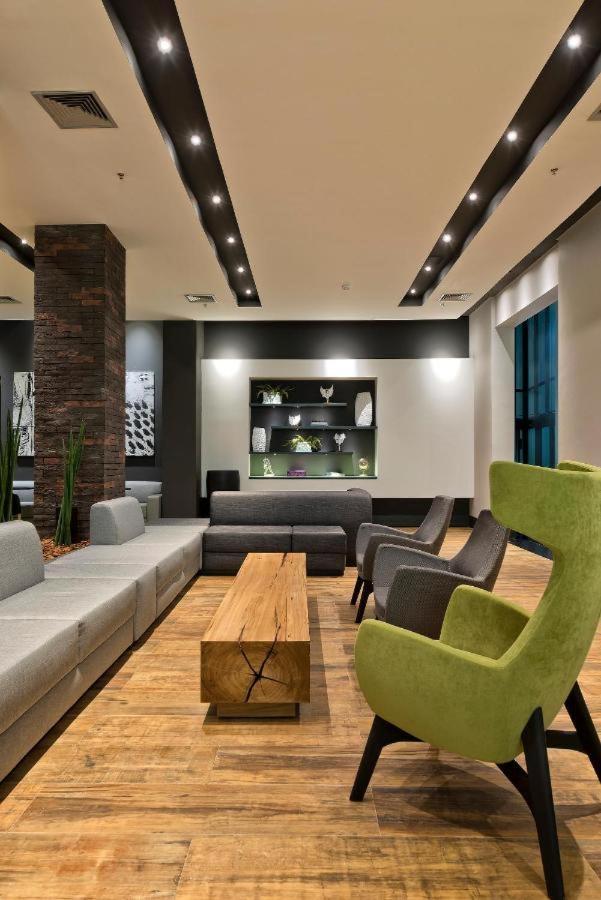 Flat 4 Estrelas Em Moema - Av Ibirapuera 2534 Apartamento São Paulo